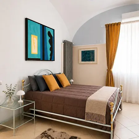 Interno Corte - A 5 Min Dalla Reggia Con Parking