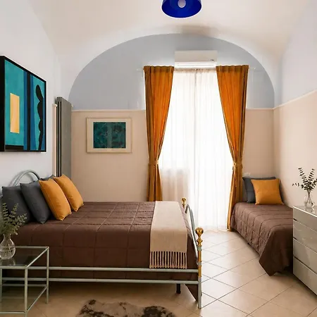Interno Corte - A 5 Min Dalla Reggia Con Parking *