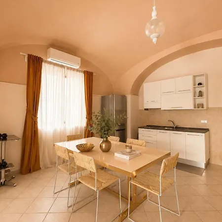 Appartement Interno Corte - A 5 Min Dalla Reggia Con Parking Caserte